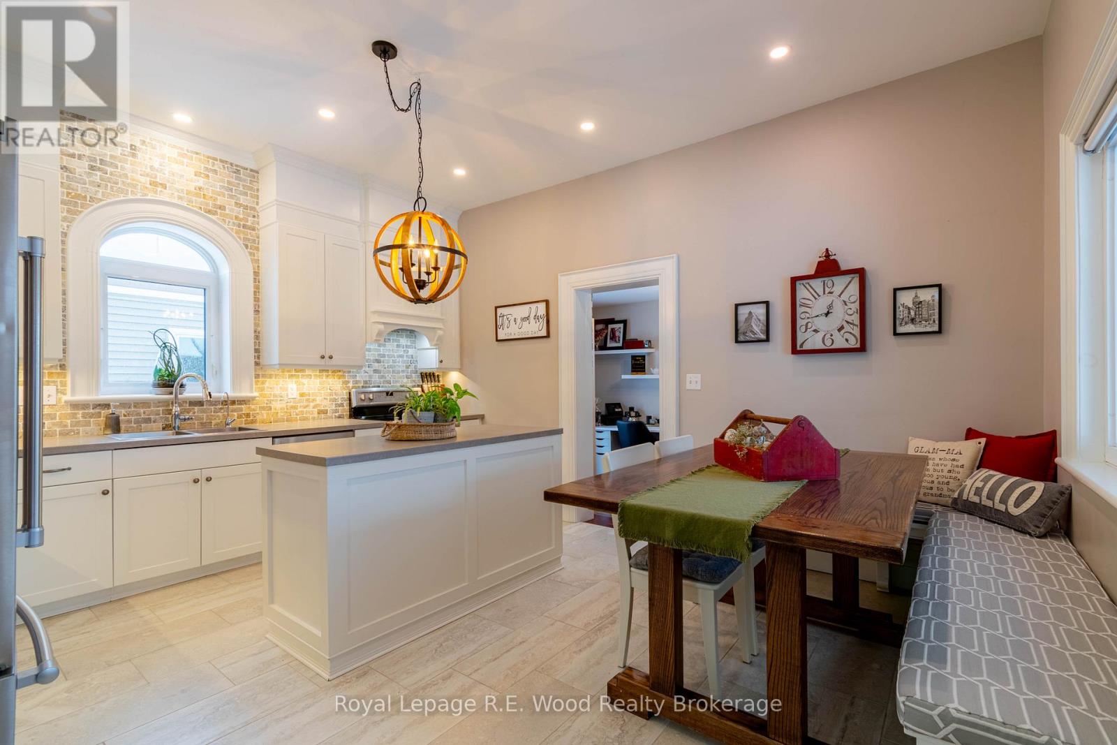 18 Main Street E, Norwich (Norwich Town), Ontario  N0J 1P0 - Photo 12 - X12696862