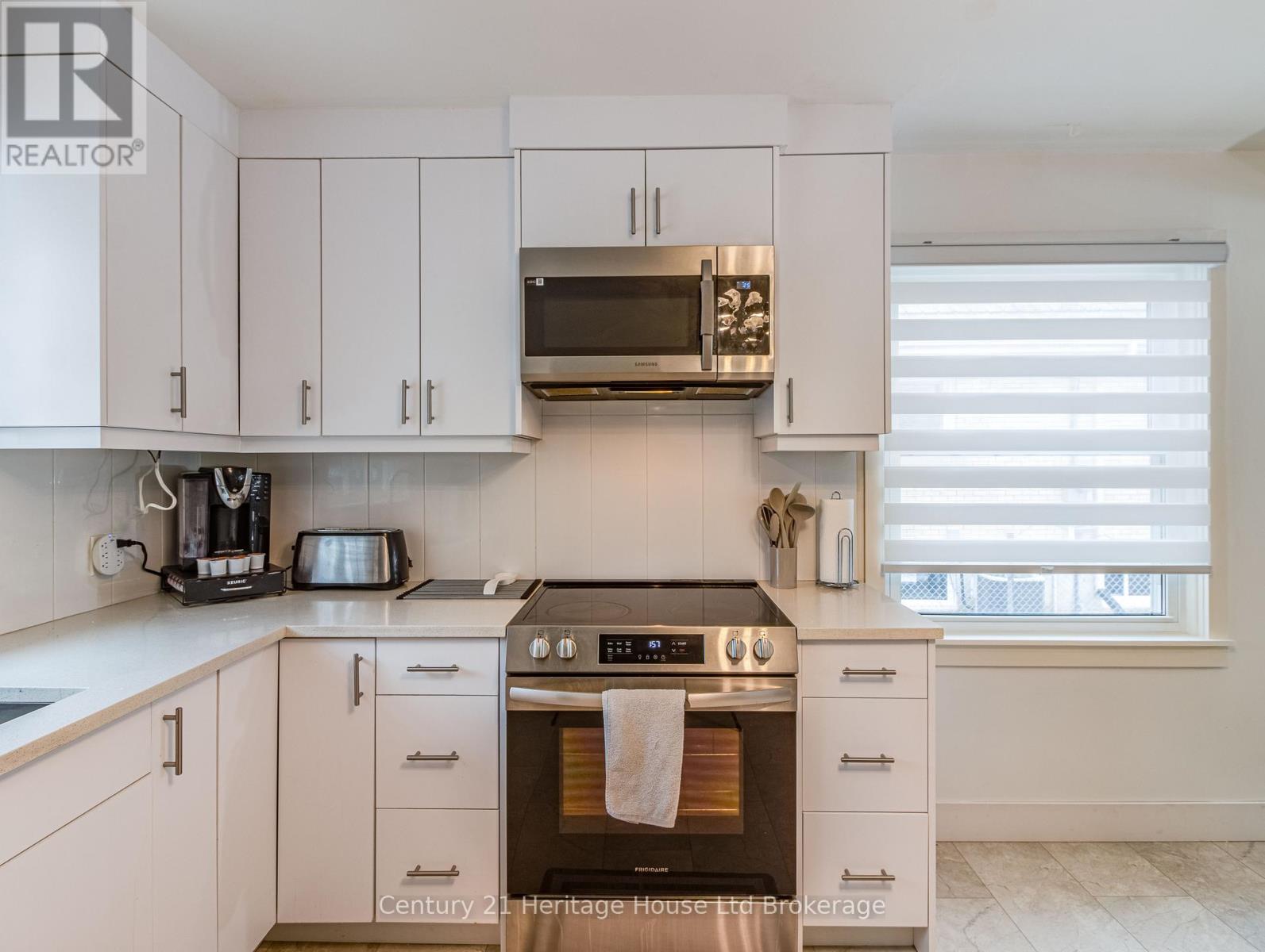 634 Wallace Street, London East (East C), Ontario  N5Y 3R7 - Photo 12 - X12698928