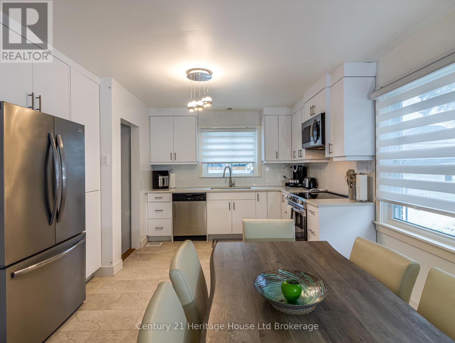 634 Wallace Street, London East (East C), Ontario  N5Y 3R7 - Photo 15 - X12698928