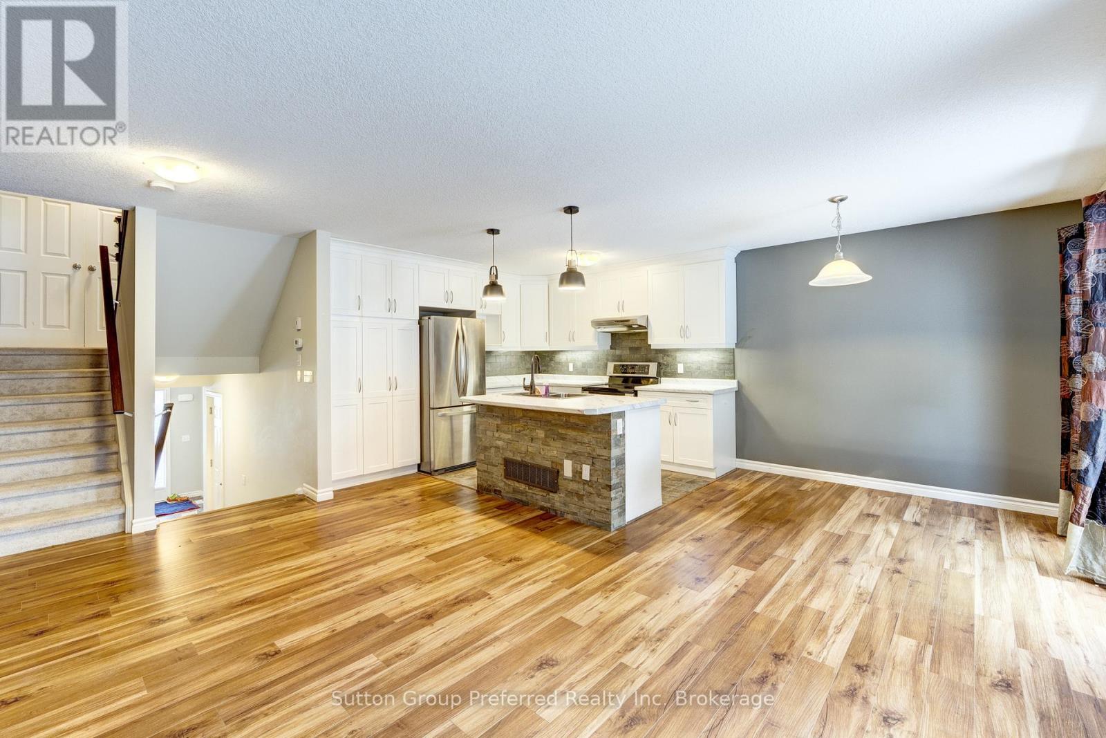 3 - 176 Ferguson Drive, Woodstock (Woodstock - South), Ontario  N4V 0G6 - Photo 12 - X12702196