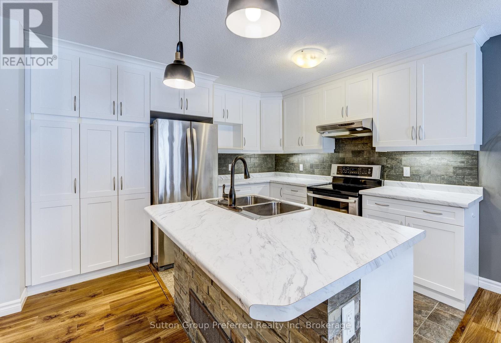 3 - 176 Ferguson Drive, Woodstock (Woodstock - South), Ontario  N4V 0G6 - Photo 14 - X12702196