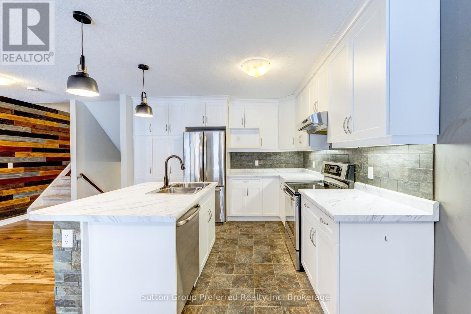 3 - 176 Ferguson Drive, Woodstock (Woodstock - South), Ontario  N4V 0G6 - Photo 15 - X12702196