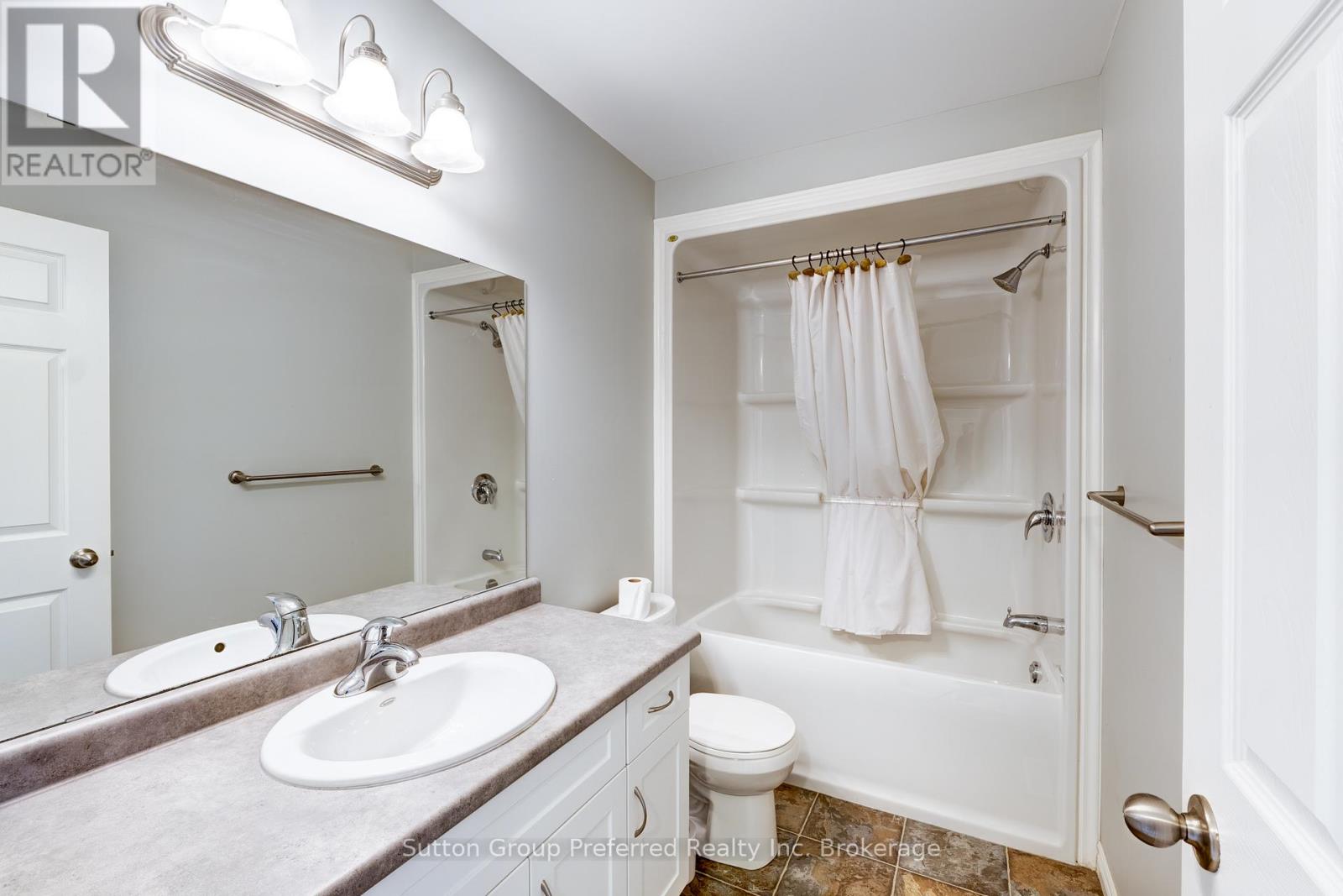 3 - 176 Ferguson Drive, Woodstock (Woodstock - South), Ontario  N4V 0G6 - Photo 28 - X12702196