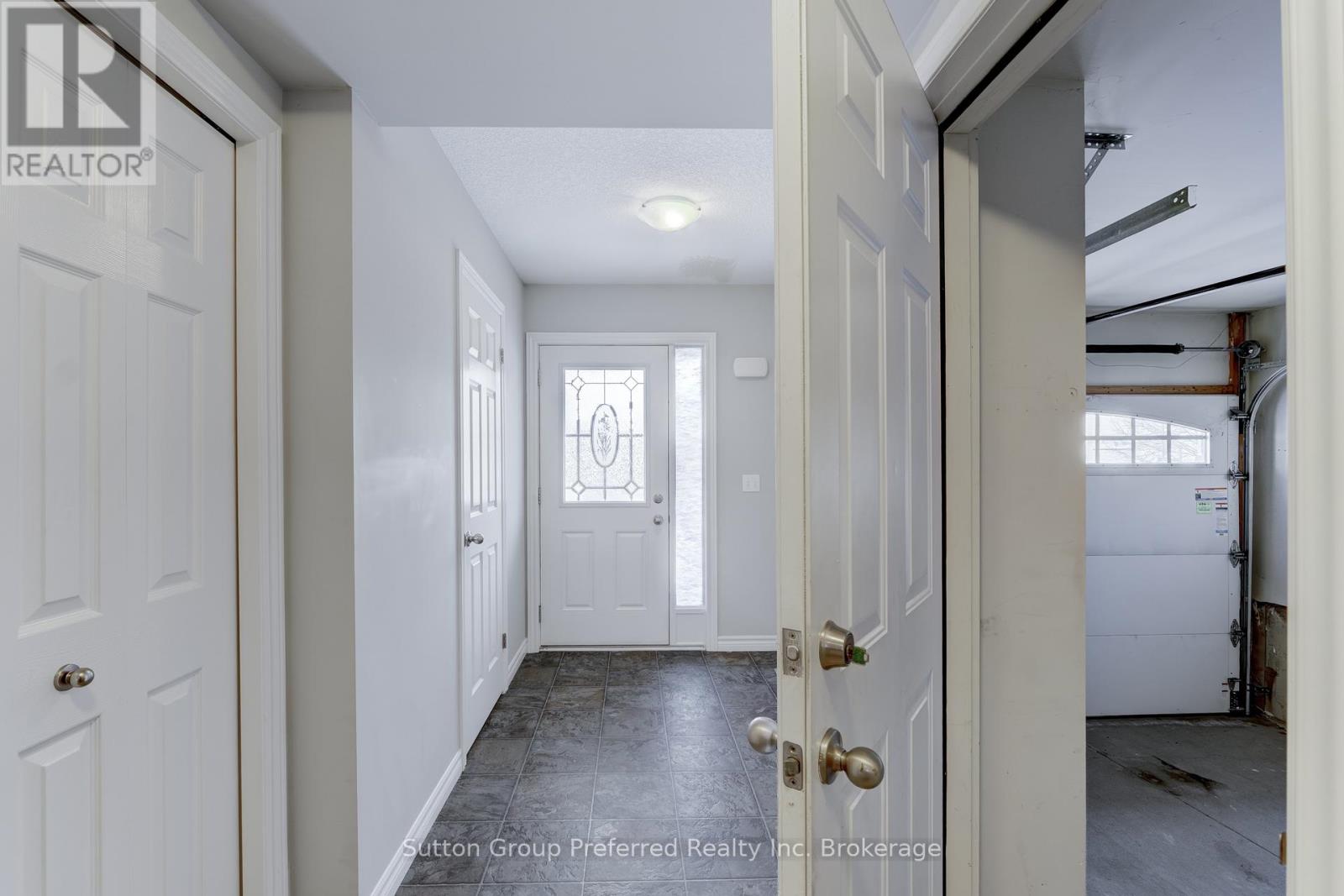 3 - 176 Ferguson Drive, Woodstock (Woodstock - South), Ontario  N4V 0G6 - Photo 7 - X12702196