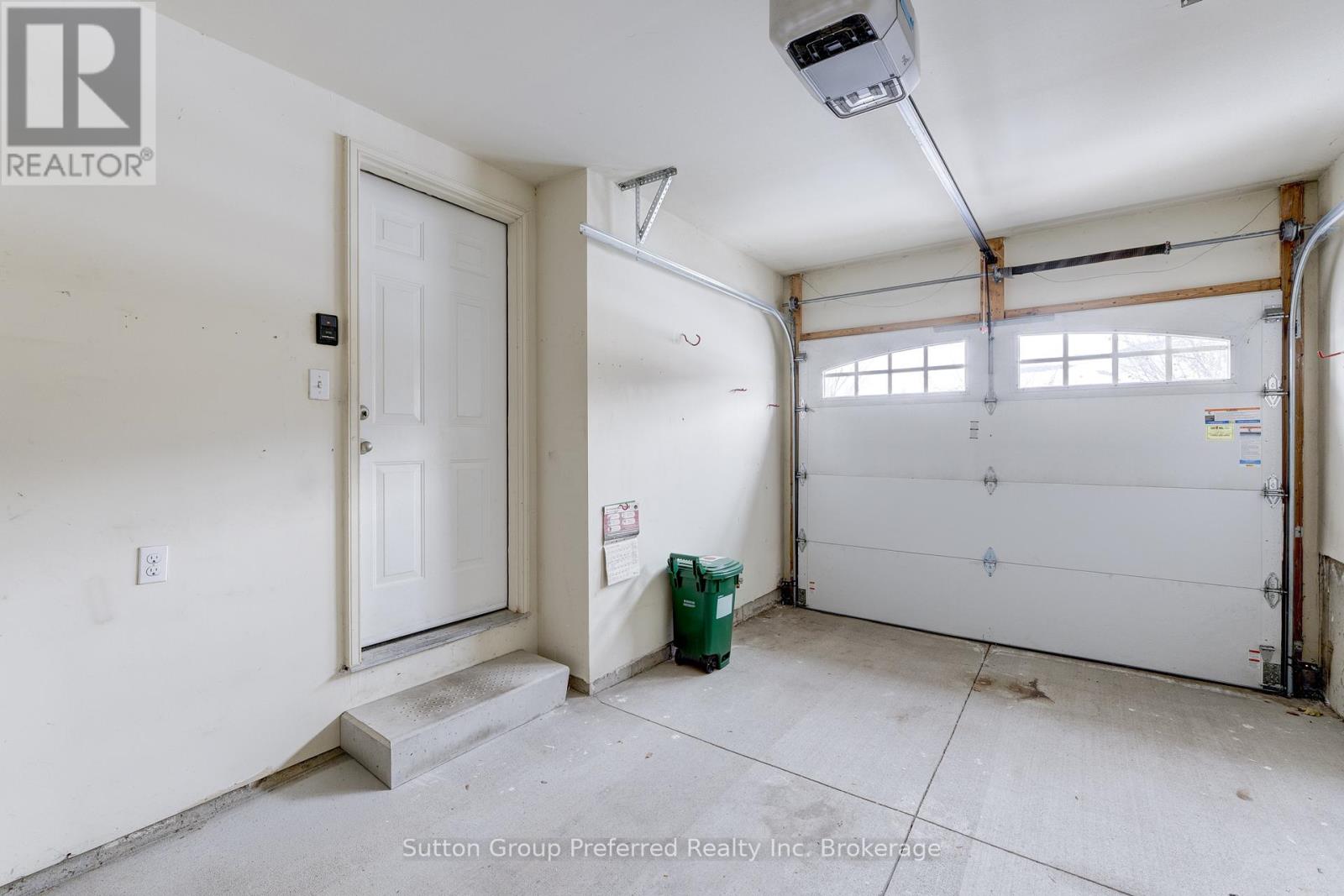 3 - 176 Ferguson Drive, Woodstock (Woodstock - South), Ontario  N4V 0G6 - Photo 8 - X12702196