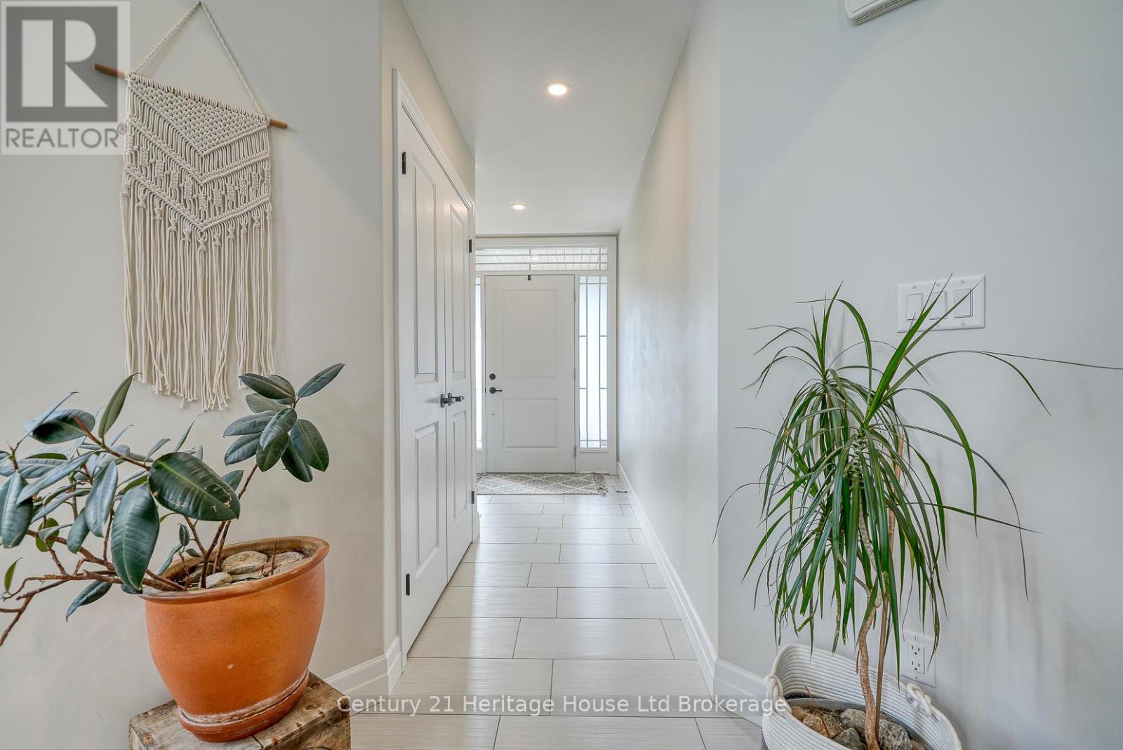 35 Peggy Avenue, South-West Oxford (Mount Elgin), Ontario  N0J 1N0 - Photo 6 - X12703188