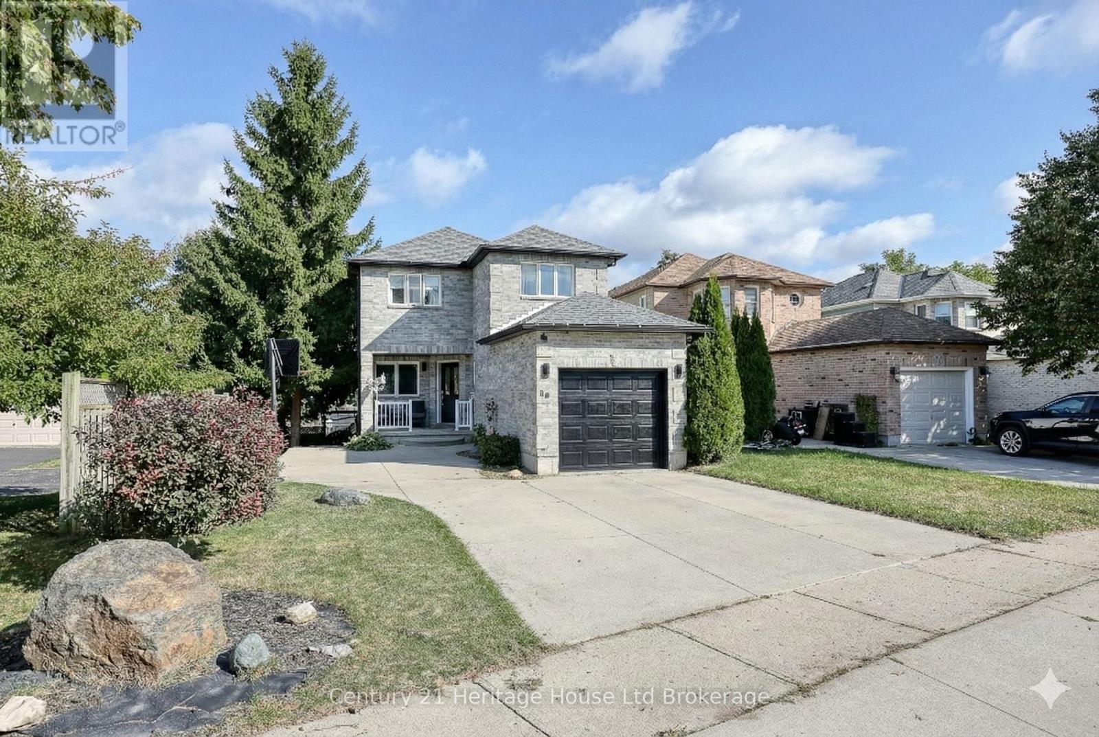 60 Canrobert Street, Woodstock (Woodstock - South), Ontario  N4S 8W9 - Photo 2 - X12705472