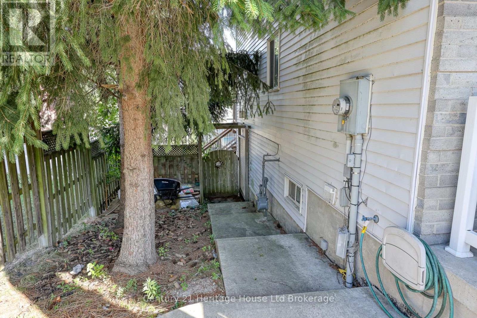 60 Canrobert Street, Woodstock (Woodstock - South), Ontario  N4S 8W9 - Photo 35 - X12705472