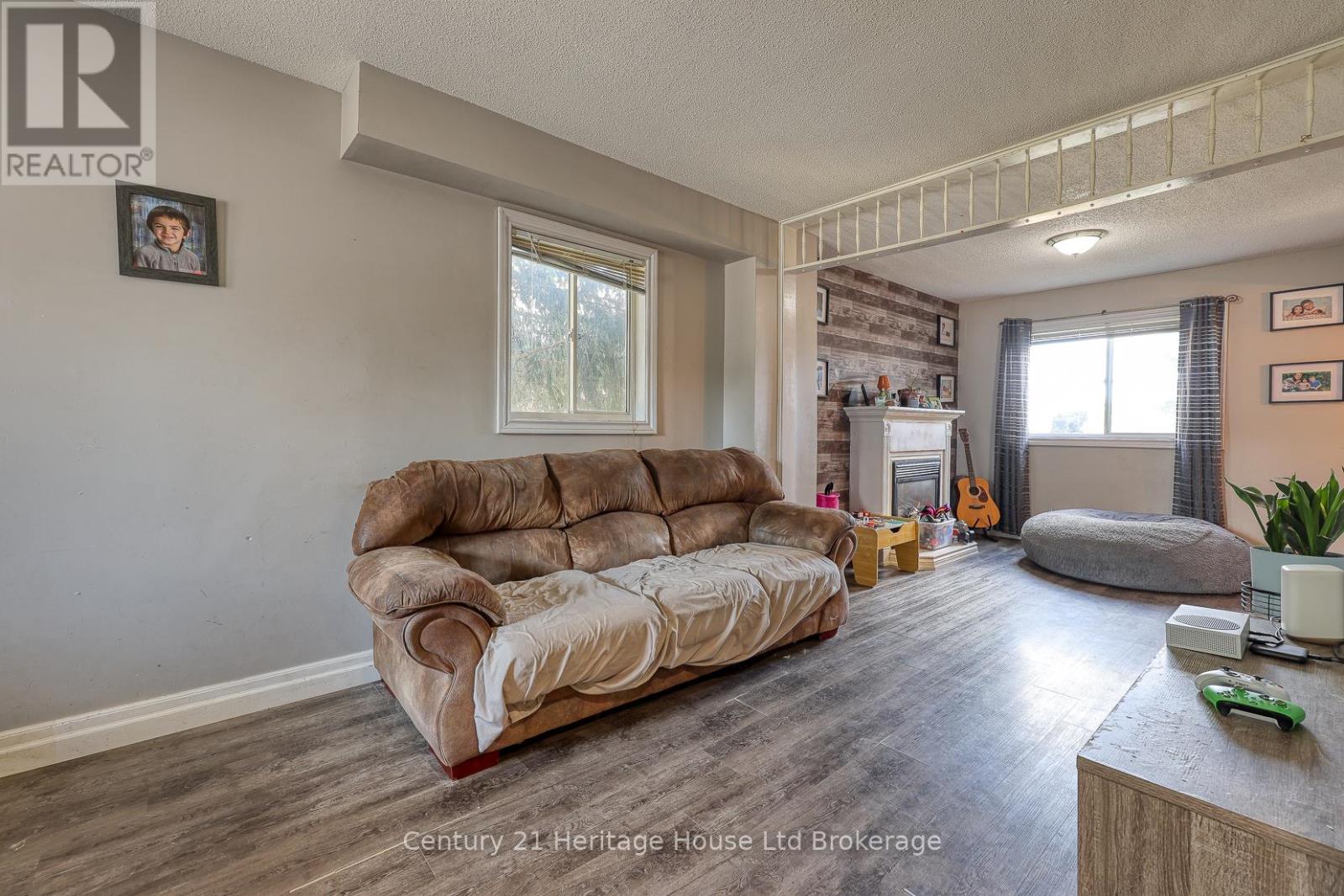 60 Canrobert Street, Woodstock (Woodstock - South), Ontario  N4S 8W9 - Photo 8 - X12705472