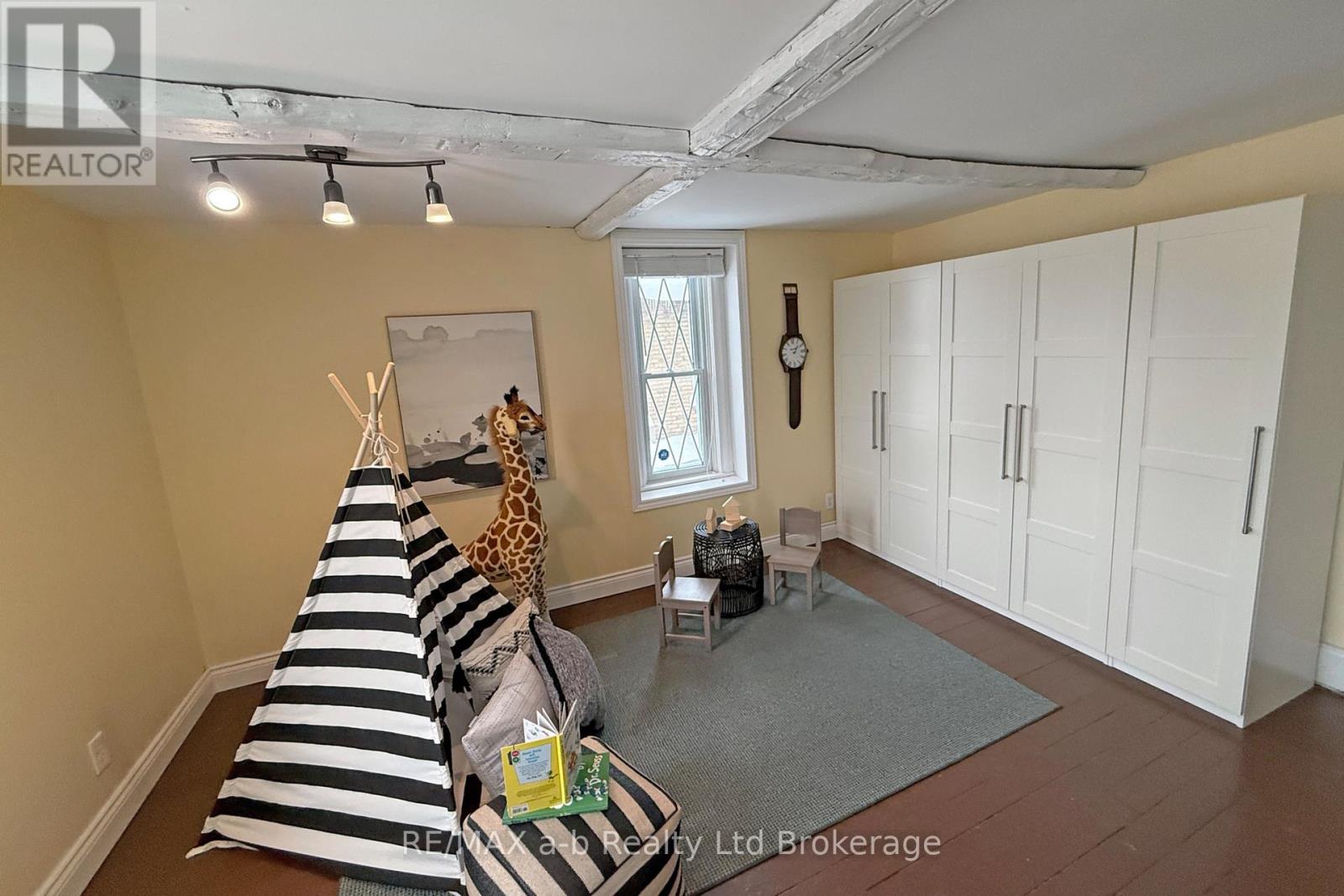 63 Vansittart Avenue, Woodstock (Woodstock - North), Ontario  N4S 6E3 - Photo 33 - X12705604