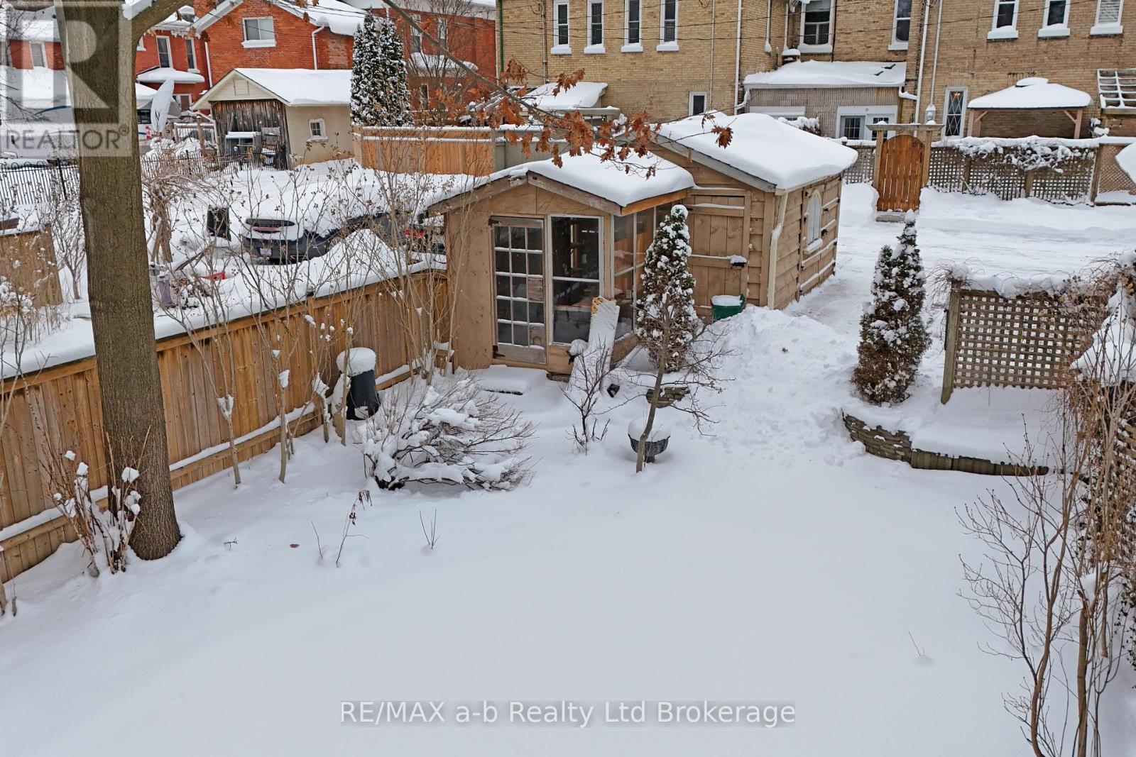 63 Vansittart Avenue, Woodstock (Woodstock - North), Ontario  N4S 6E3 - Photo 48 - X12705604