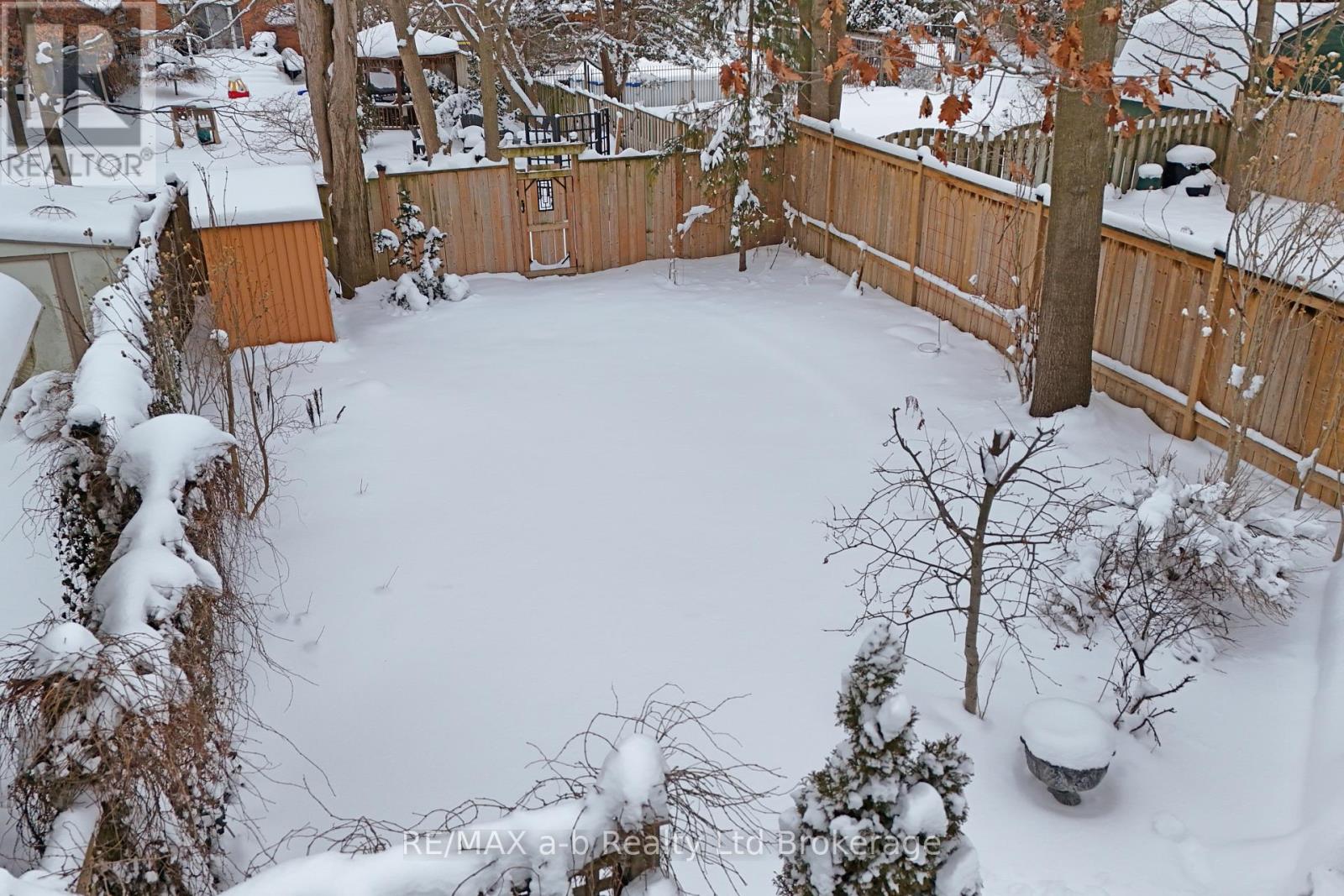 63 Vansittart Avenue, Woodstock (Woodstock - North), Ontario  N4S 6E3 - Photo 50 - X12705604