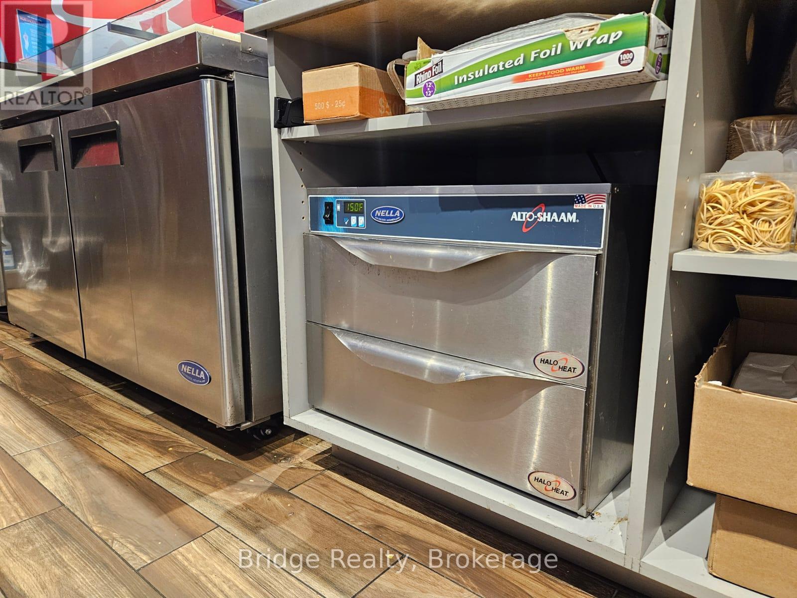 135 King Street, Norfolk (Delhi), Ontario  N4B 1X9 - Photo 12 - X12705606