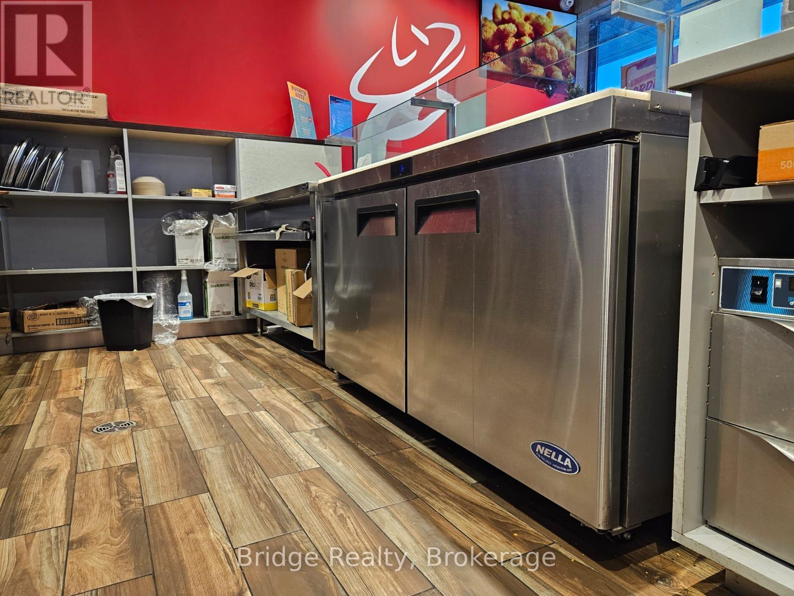 135 King Street, Norfolk (Delhi), Ontario  N4B 1X9 - Photo 9 - X12705606