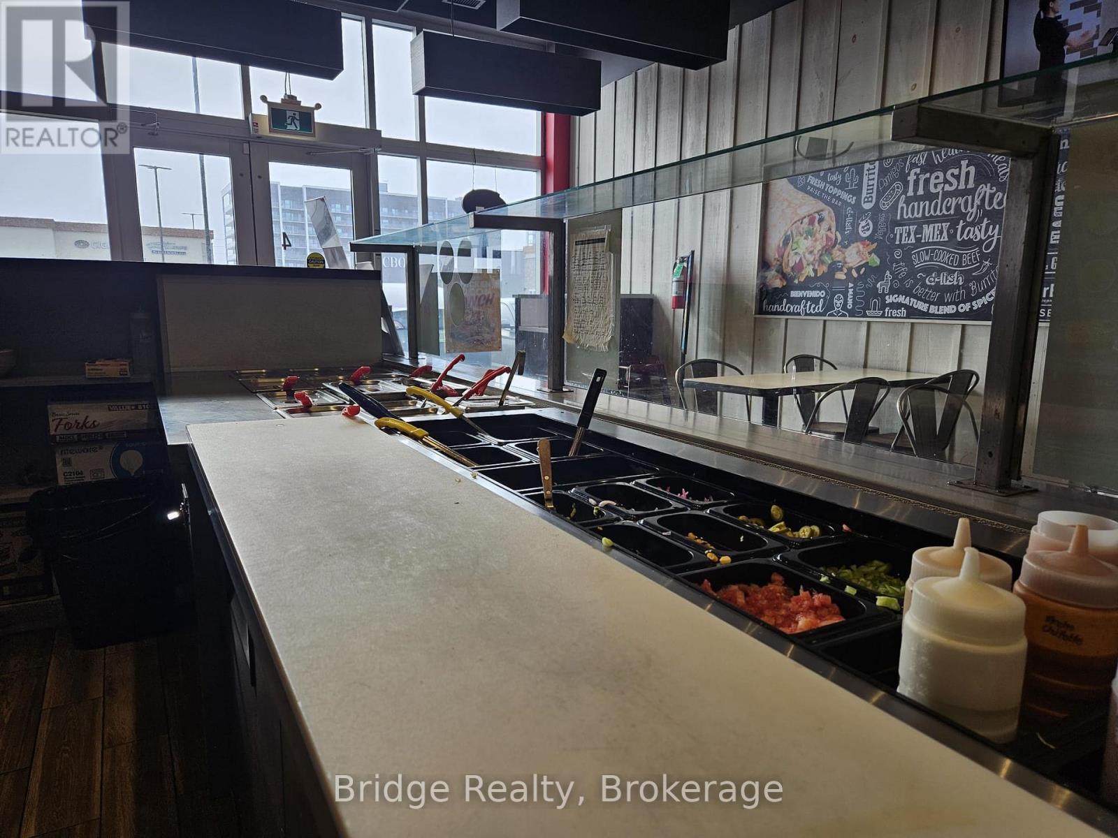 1782 Stone Church Road E, Hamilton (Stoney Creek Mountain), Ontario  L8J 0B4 - Photo 12 - X12705648