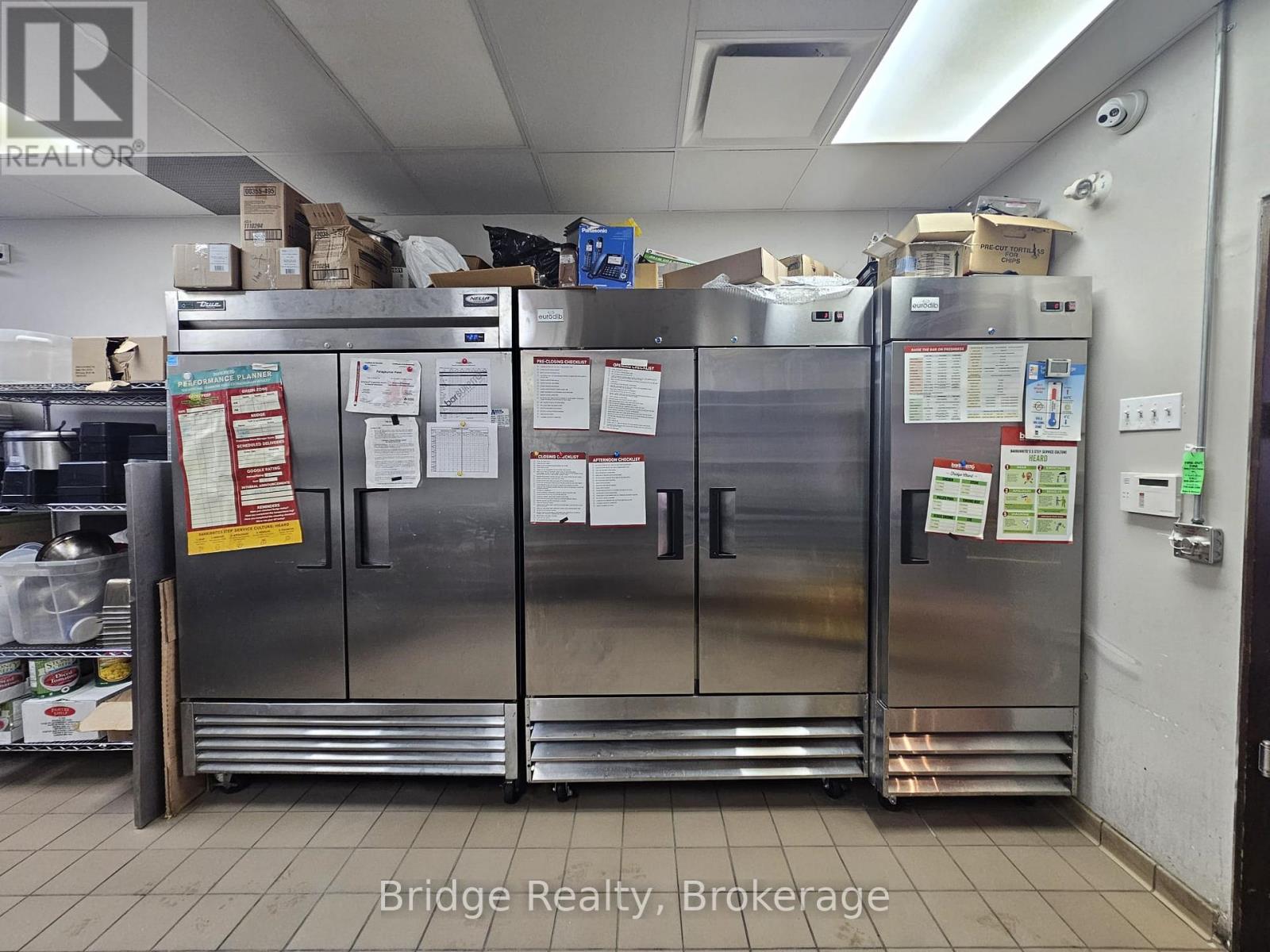 1782 Stone Church Road E, Hamilton (Stoney Creek Mountain), Ontario  L8J 0B4 - Photo 17 - X12705648