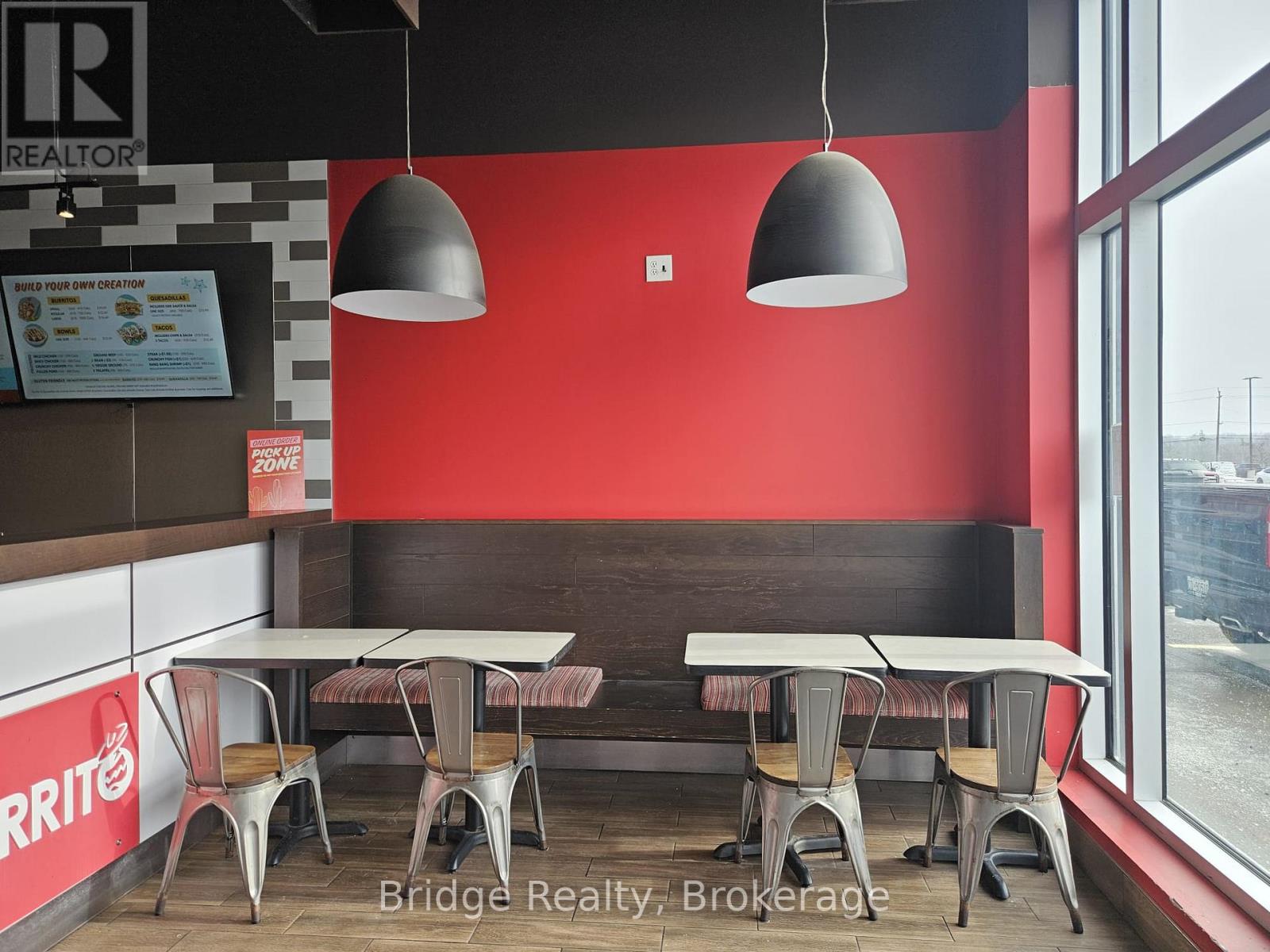 1782 Stone Church Road E, Hamilton (Stoney Creek Mountain), Ontario  L8J 0B4 - Photo 8 - X12705648