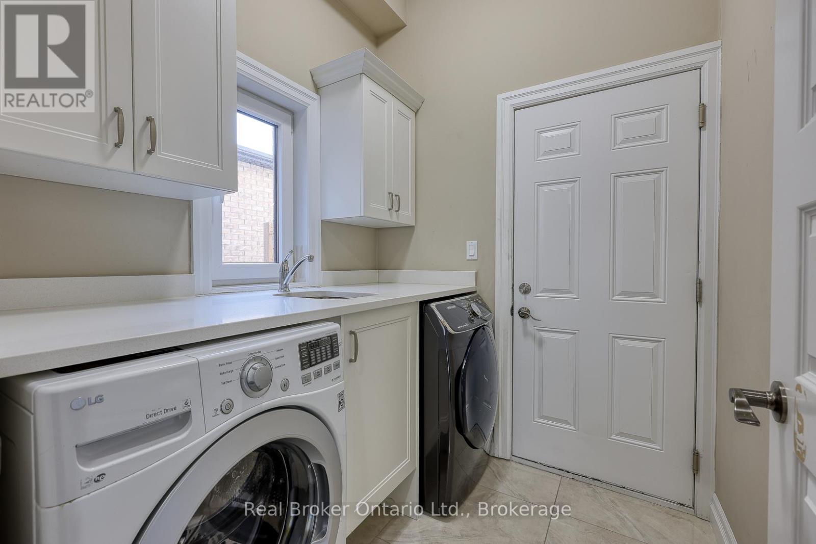 804 Normandy Drive, Woodstock (Woodstock - North), Ontario  N4T 0E6 - Photo 19 - X12706466