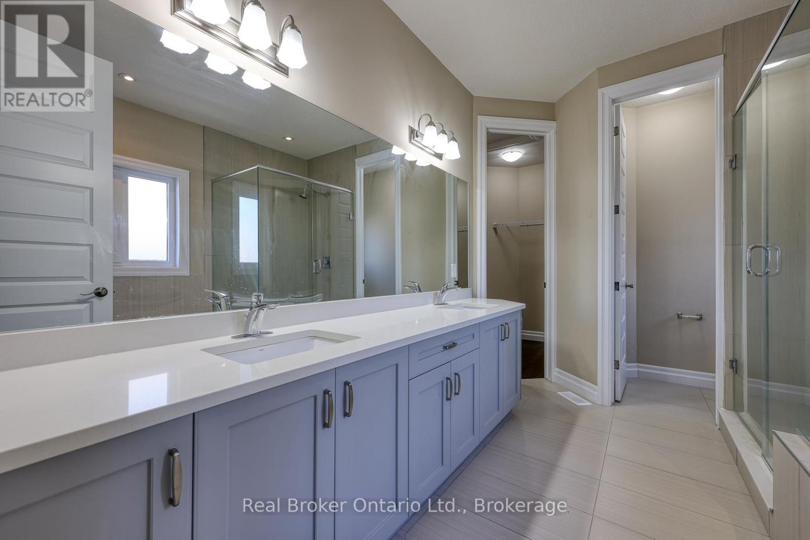 804 Normandy Drive, Woodstock (Woodstock - North), Ontario  N4T 0E6 - Photo 25 - X12706466