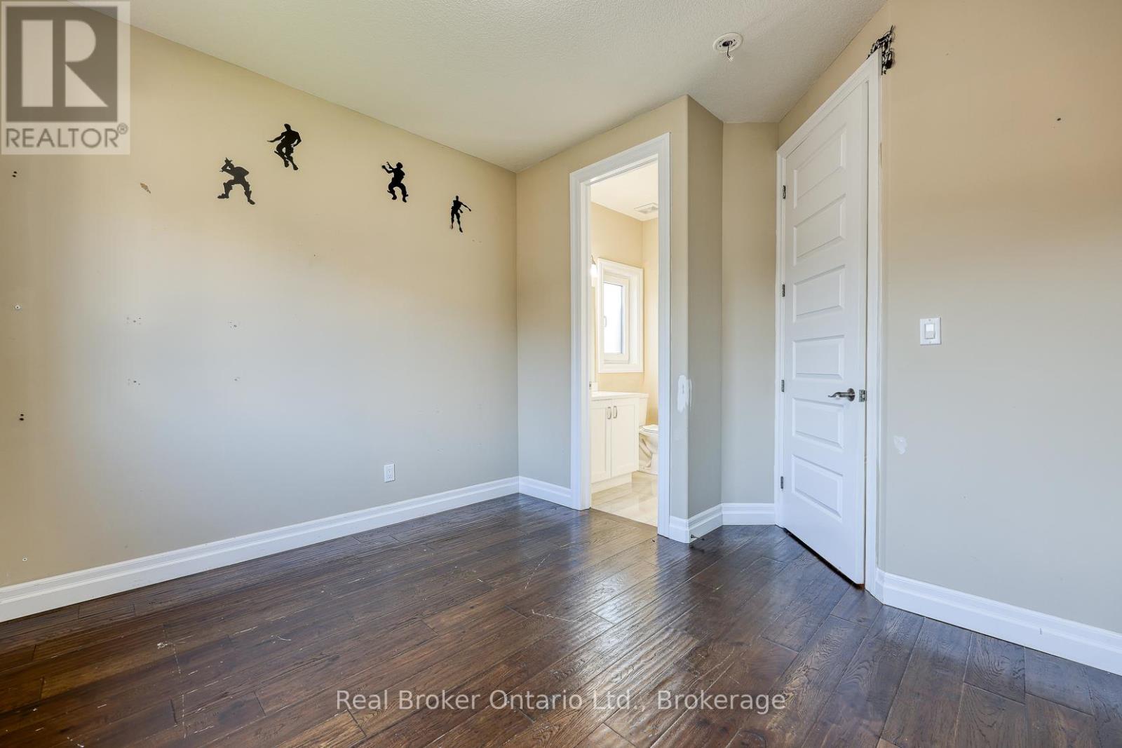 804 Normandy Drive, Woodstock (Woodstock - North), Ontario  N4T 0E6 - Photo 30 - X12706466