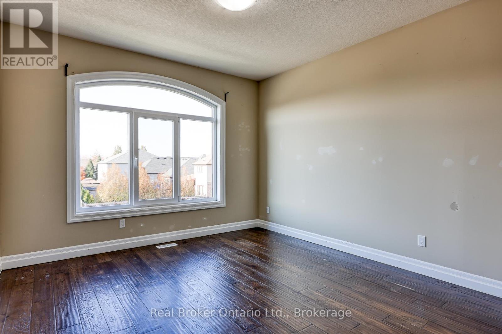 804 Normandy Drive, Woodstock (Woodstock - North), Ontario  N4T 0E6 - Photo 36 - X12706466