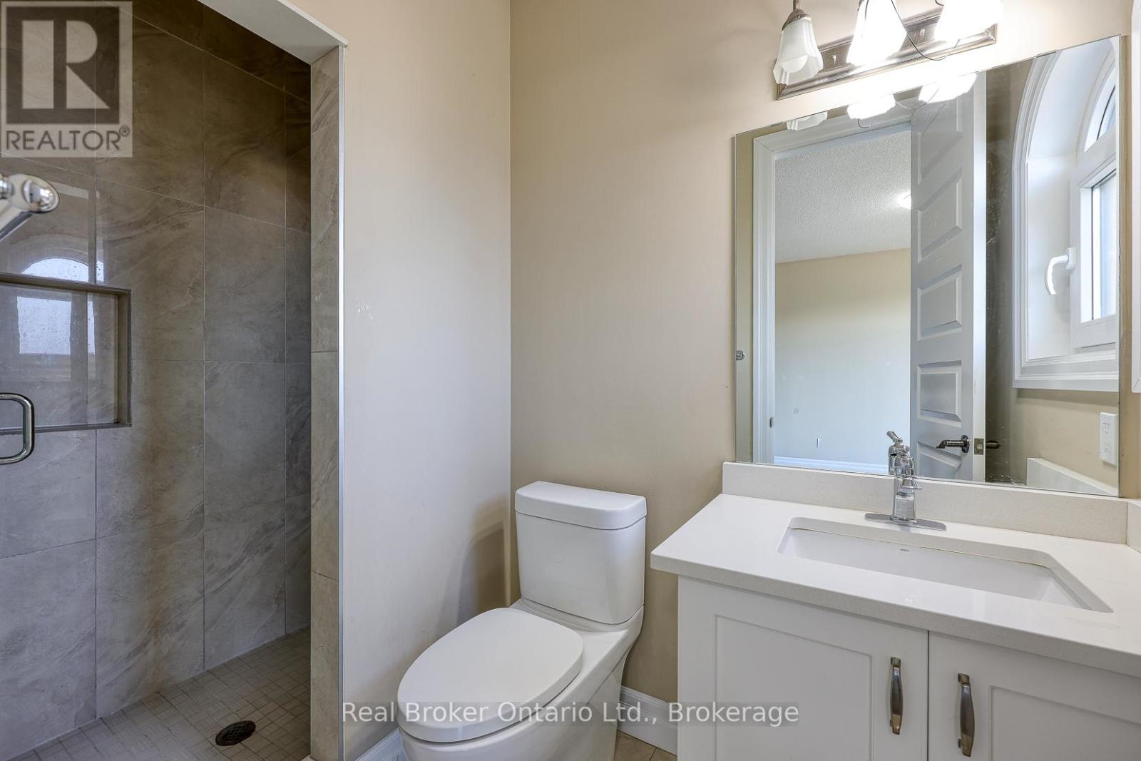 804 Normandy Drive, Woodstock (Woodstock - North), Ontario  N4T 0E6 - Photo 38 - X12706466