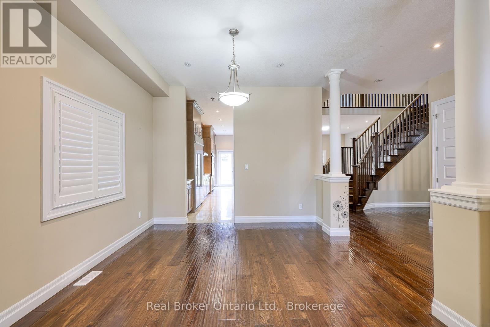 804 Normandy Drive, Woodstock (Woodstock - North), Ontario  N4T 0E6 - Photo 7 - X12706466