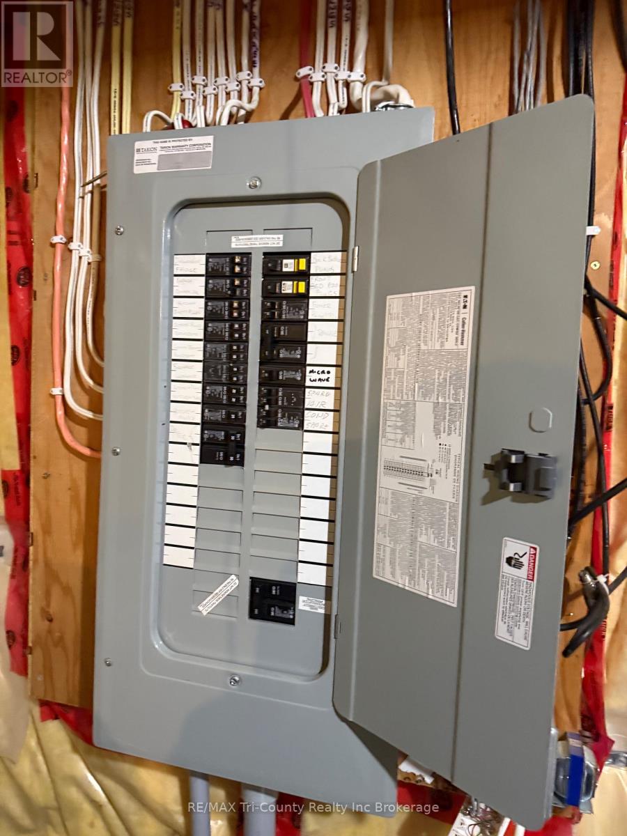 63 Woodhatch Crescent, Ingersoll (Ingersoll - North), Ontario  N5C 0A3 - Photo 20 - X12707790