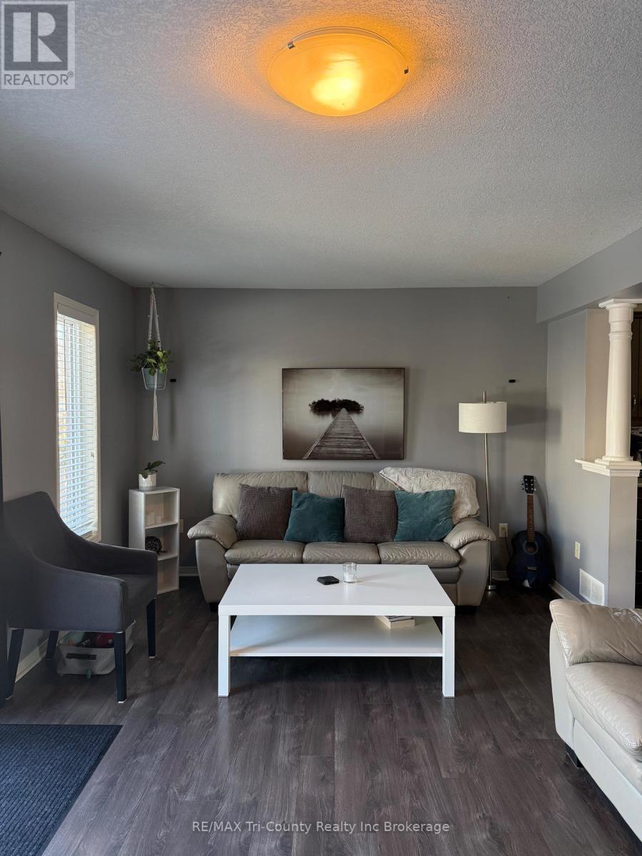 63 Woodhatch Crescent, Ingersoll (Ingersoll - North), Ontario  N5C 0A3 - Photo 6 - X12707790