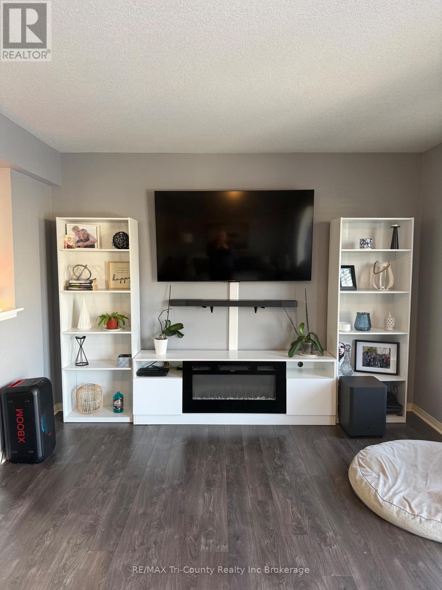 63 Woodhatch Crescent, Ingersoll (Ingersoll - North), Ontario  N5C 0A3 - Photo 7 - X12707790