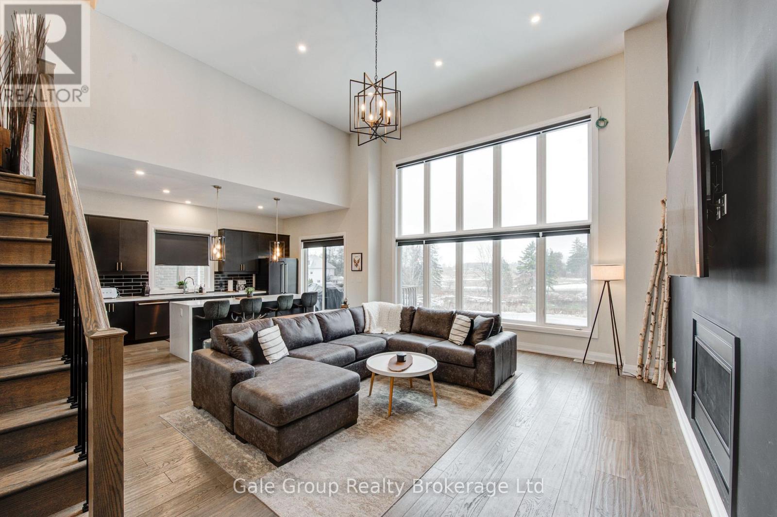 409 Somme Street, Woodstock (Woodstock - North), Ontario  N4T 0K3 - Photo 5 - X12708320