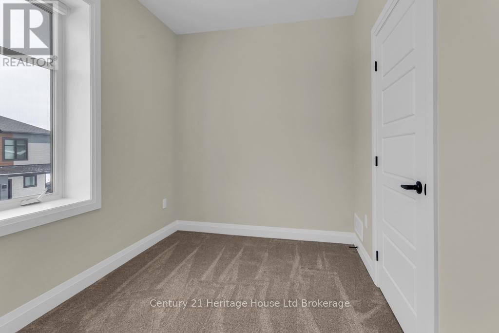 606 - 361 Quarter Town Line, Tillsonburg, Ontario  N4G 0K2 - Photo 11 - X12709294