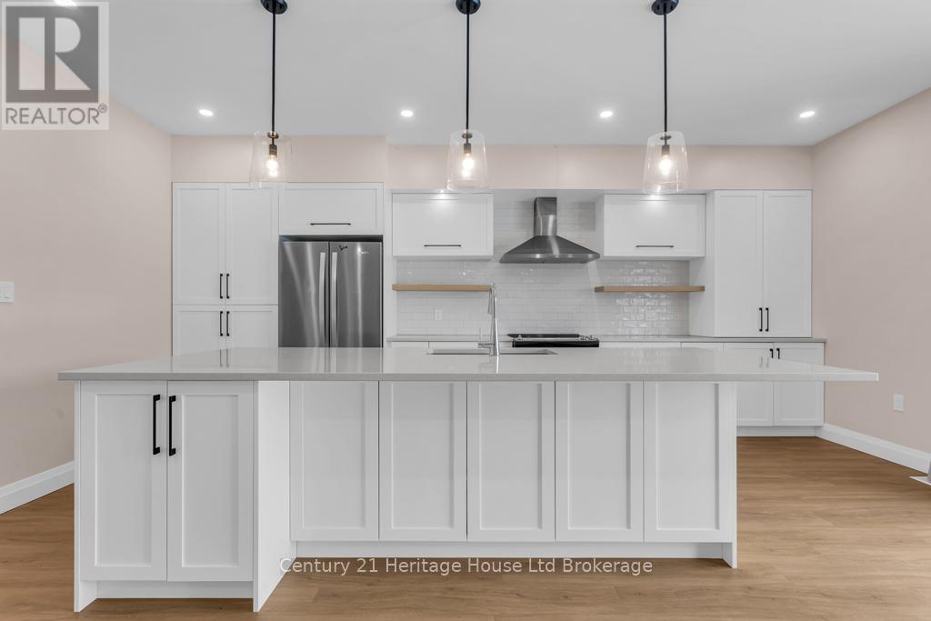 606 - 361 Quarter Town Line, Tillsonburg, Ontario  N4G 0K2 - Photo 2 - X12709294