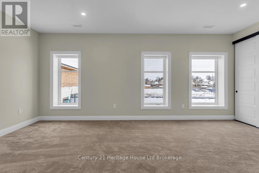 606 - 361 Quarter Town Line, Tillsonburg, Ontario  N4G 0K2 - Photo 21 - X12709294