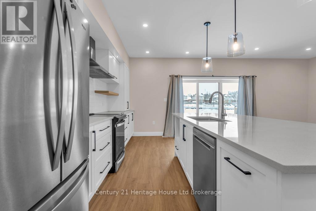 606 - 361 Quarter Town Line, Tillsonburg, Ontario  N4G 0K2 - Photo 3 - X12709294