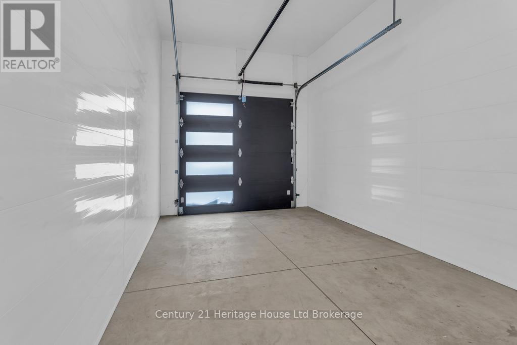 606 - 361 Quarter Town Line, Tillsonburg, Ontario  N4G 0K2 - Photo 30 - X12709294