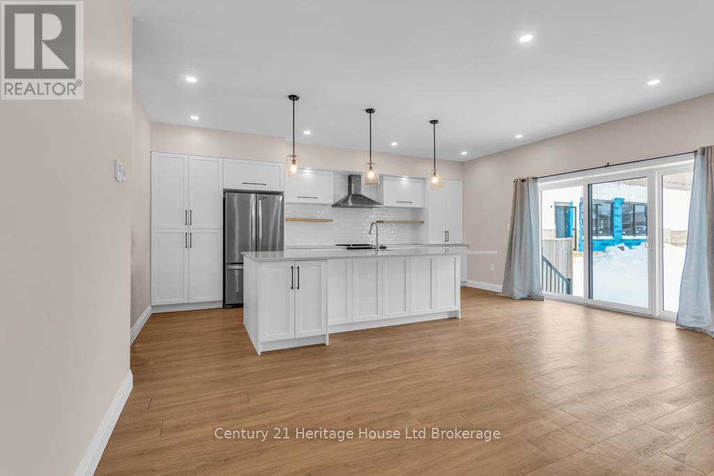 606 - 361 Quarter Town Line, Tillsonburg, Ontario  N4G 0K2 - Photo 4 - X12709294