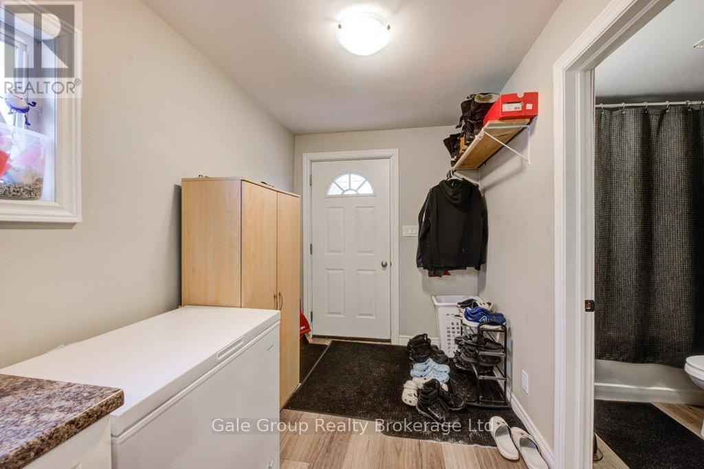 20 Teeple Street, Woodstock (Woodstock - South), Ontario  N4S 3Y7 - Photo 35 - X12709366