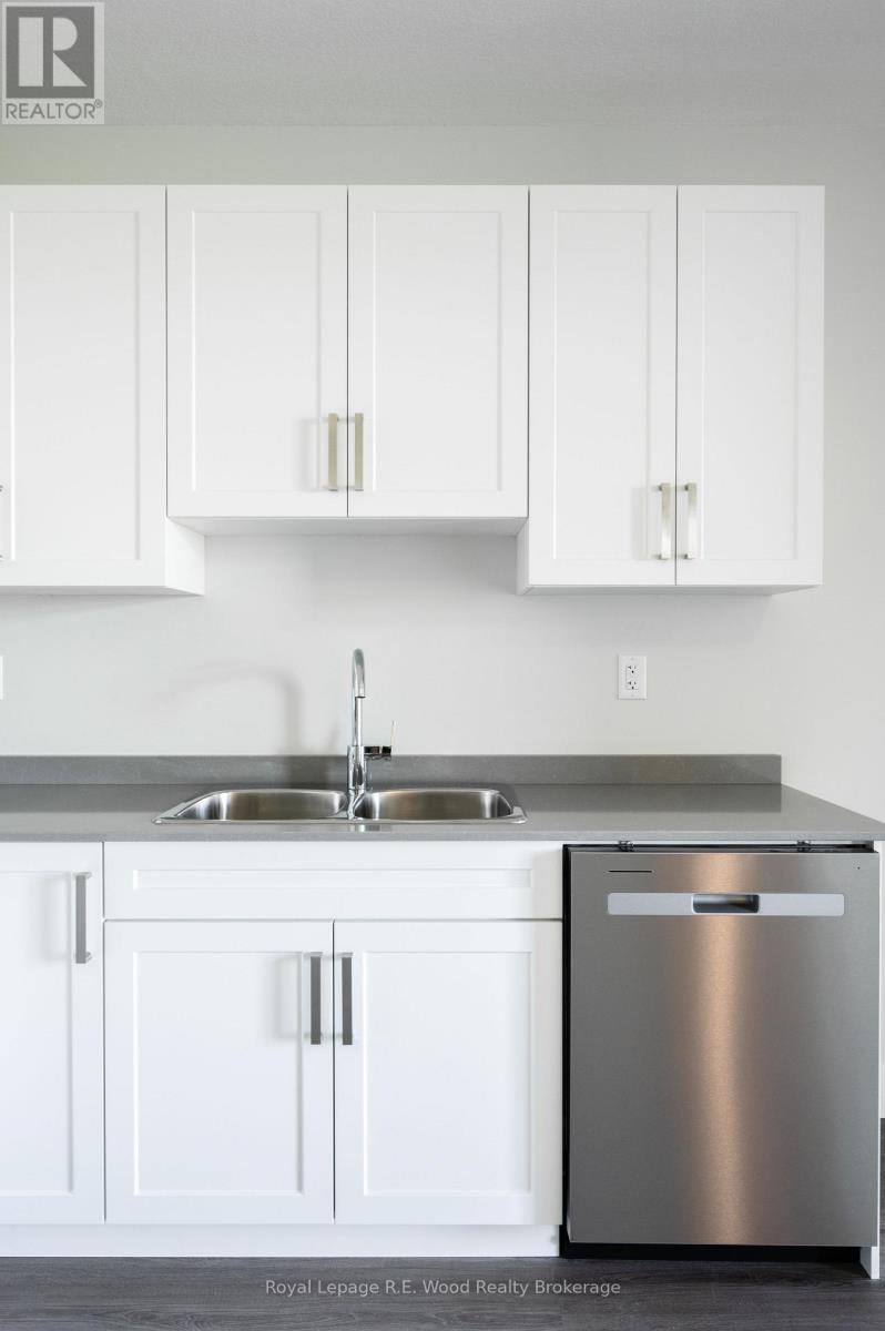 136 Concession Street E, Tillsonburg, Ontario  N4G 1P7 - Photo 19 - X12709632