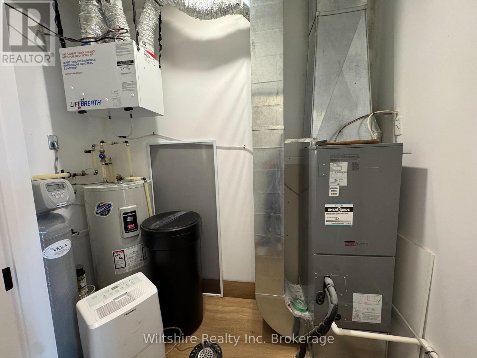 1105 - 361 Quarter Town Line, Tillsonburg, Ontario  N4G 0K2 - Photo 4 - X12709848