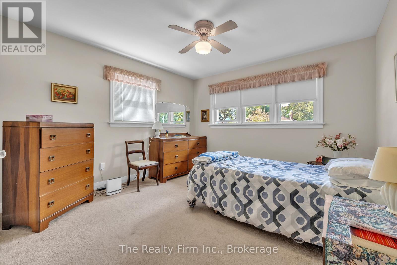 1 Earlscourt Crescent, Woodstock (Woodstock - North), Ontario  N4S 5H2 - Photo 17 - X12712258