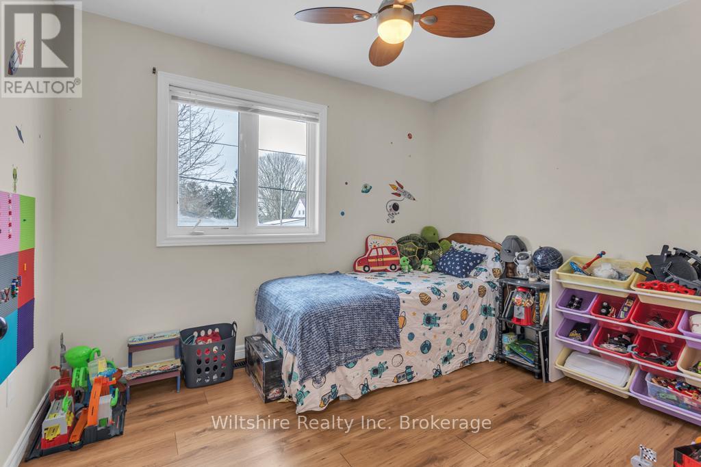 37 Chatham Street, Bayham (Port Burwell), Ontario  N0J 1T0 - Photo 12 - X12716912