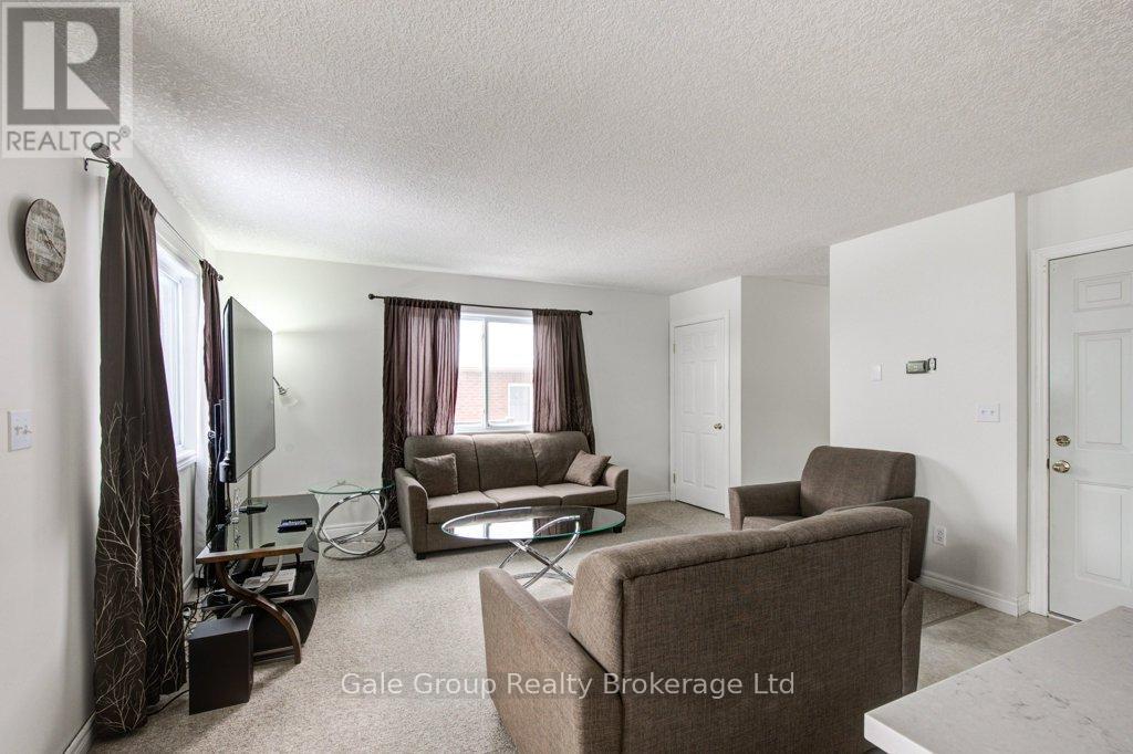 711 Southwood Way S, Woodstock (Woodstock - South), Ontario  N4V 1H5 - Photo 10 - X12721440