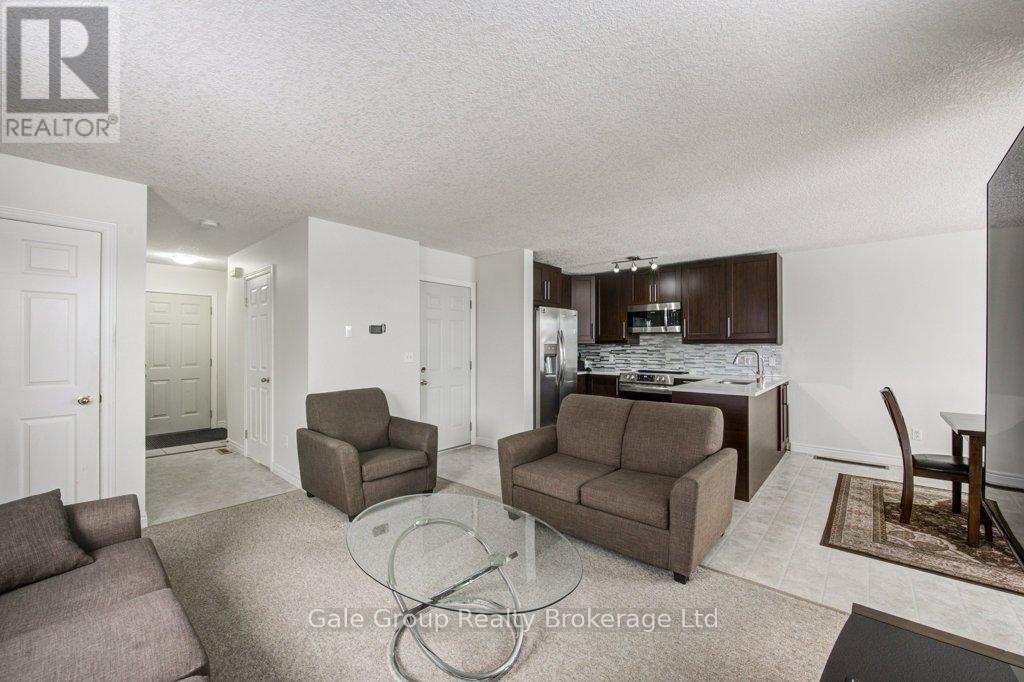 711 Southwood Way S, Woodstock (Woodstock - South), Ontario  N4V 1H5 - Photo 9 - X12721440