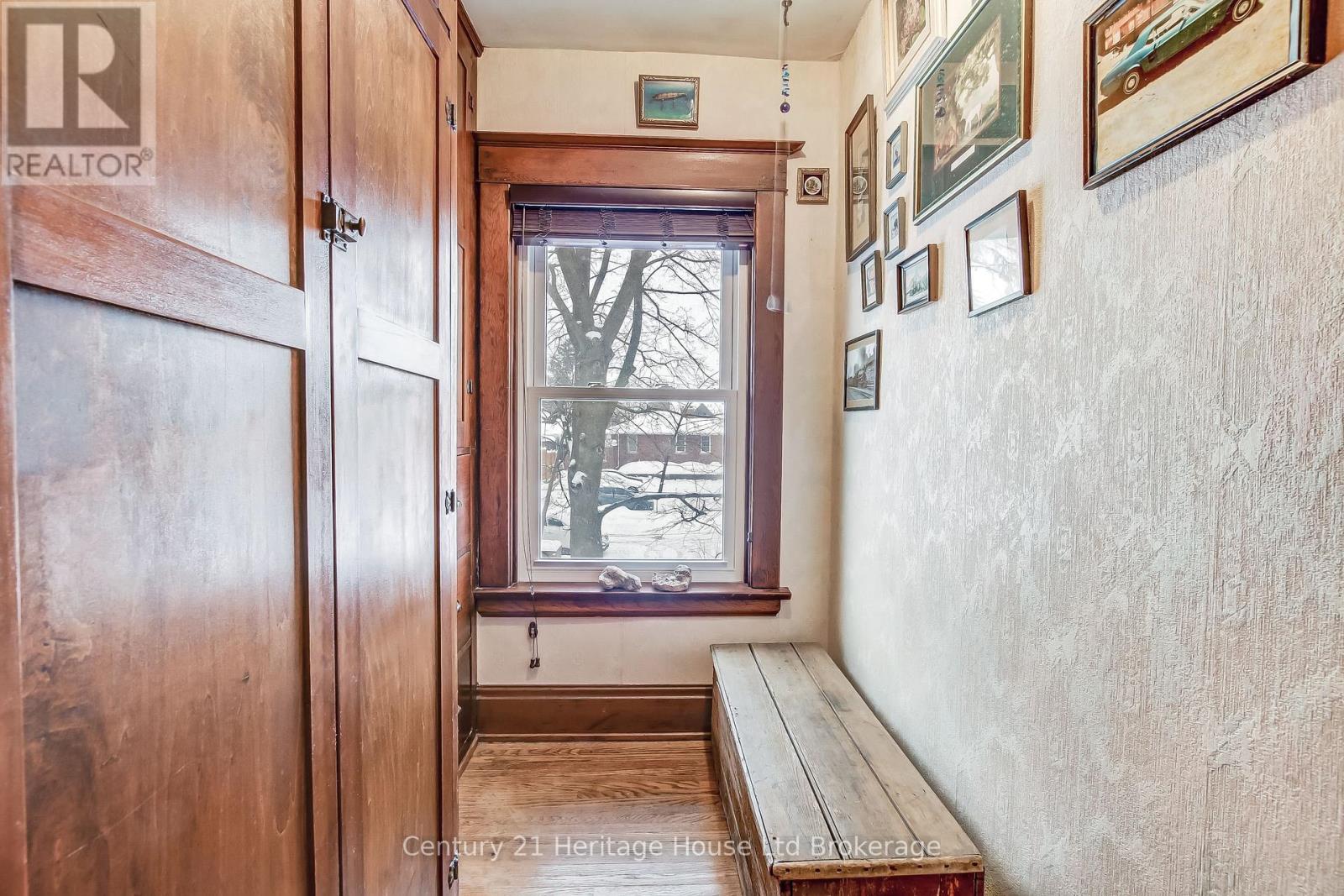 509 Hatch Street, Woodstock (Woodstock - South), Ontario  N4S 1N4 - Photo 10 - X12723046