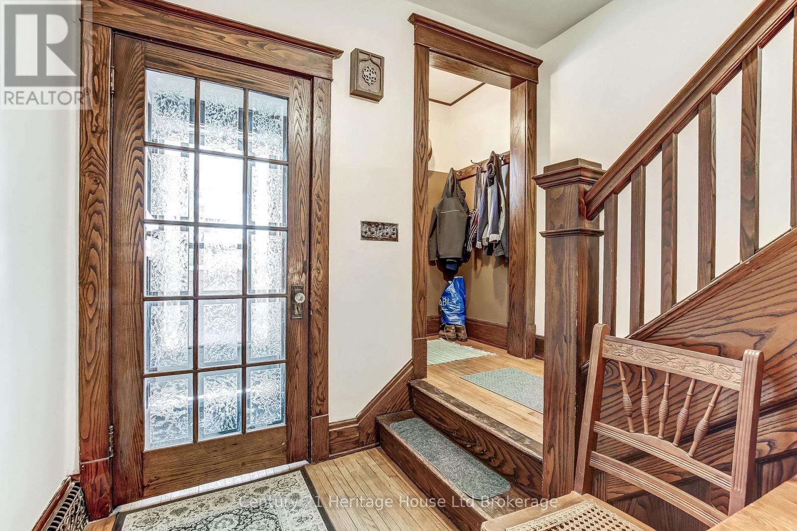 509 Hatch Street, Woodstock (Woodstock - South), Ontario  N4S 1N4 - Photo 2 - X12723046