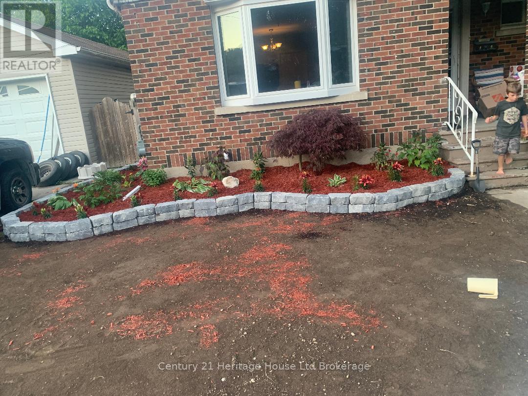 87 Bay Street, Woodstock (Woodstock - South), Ontario  N4S 3K7 - Photo 30 - X12723368