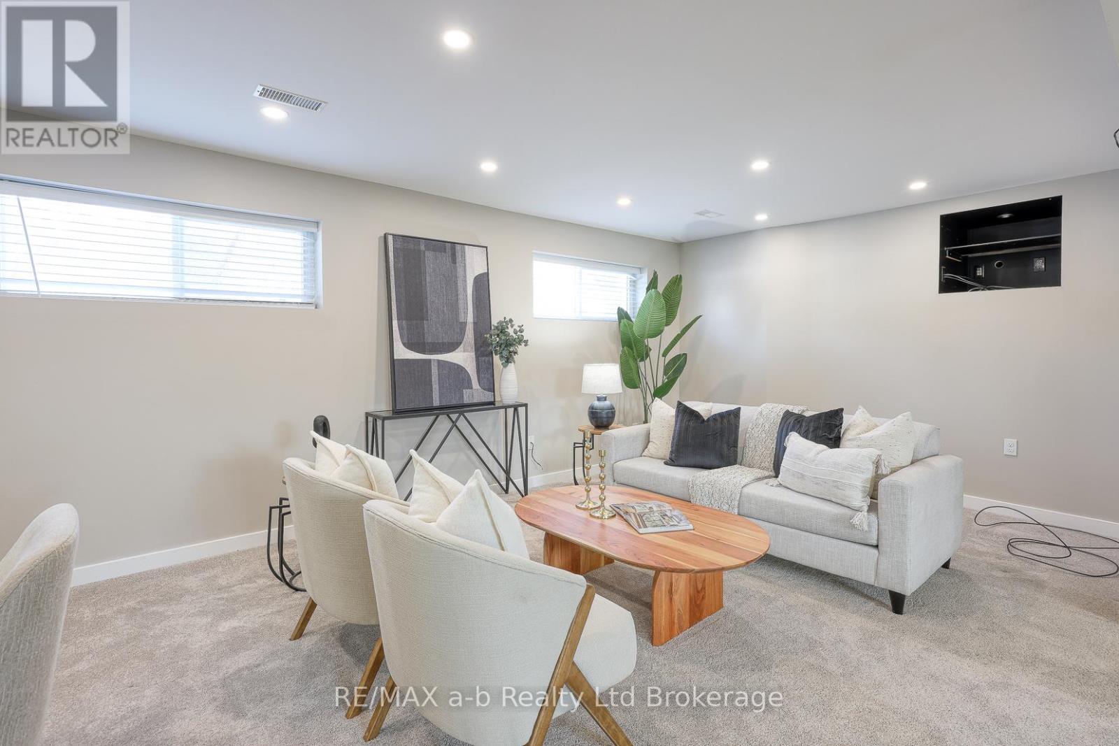 18 Bigham Crescent, Woodstock (Woodstock - South), Ontario  N4S 8H1 - Photo 26 - X12723860