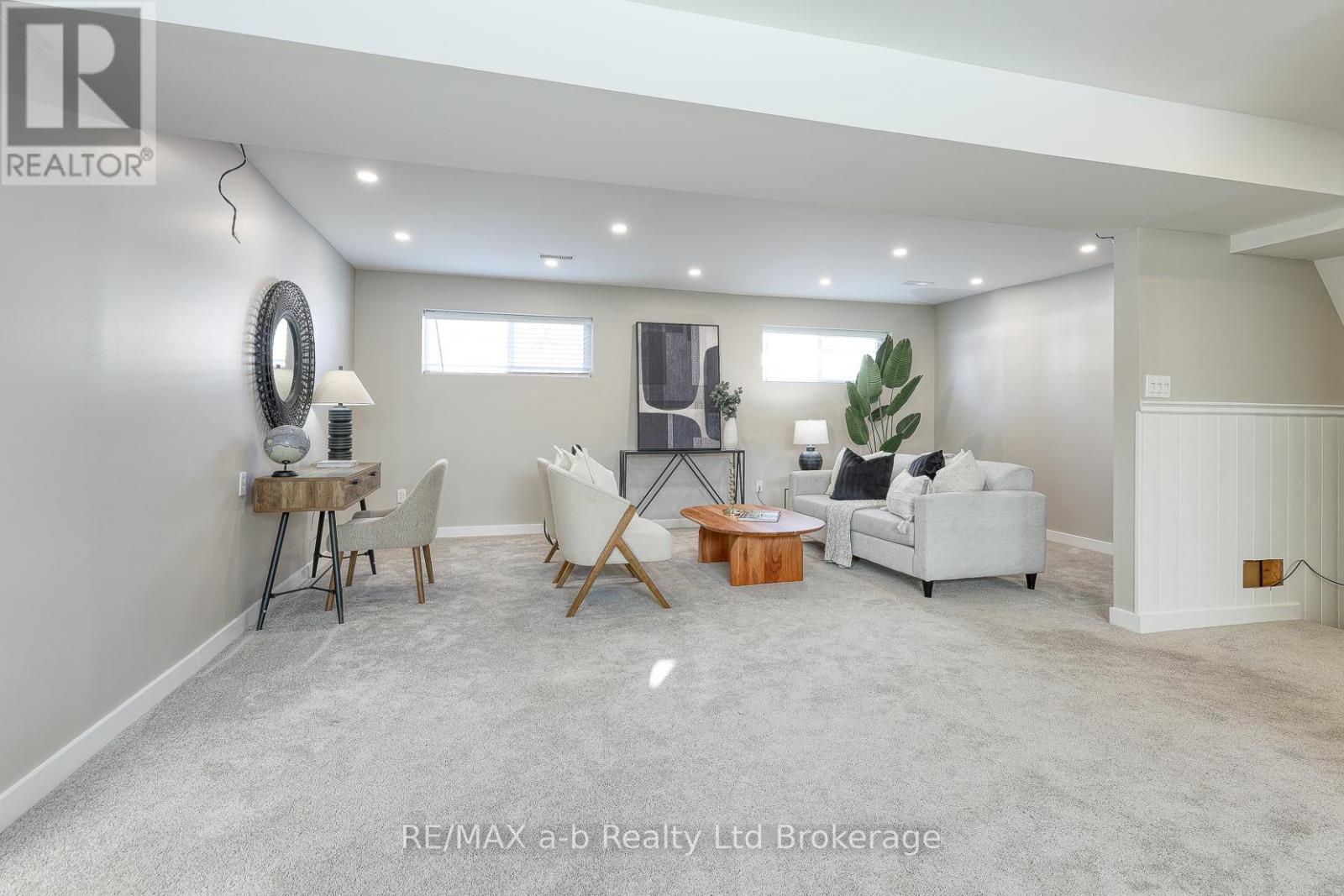 18 Bigham Crescent, Woodstock (Woodstock - South), Ontario  N4S 8H1 - Photo 32 - X12723860