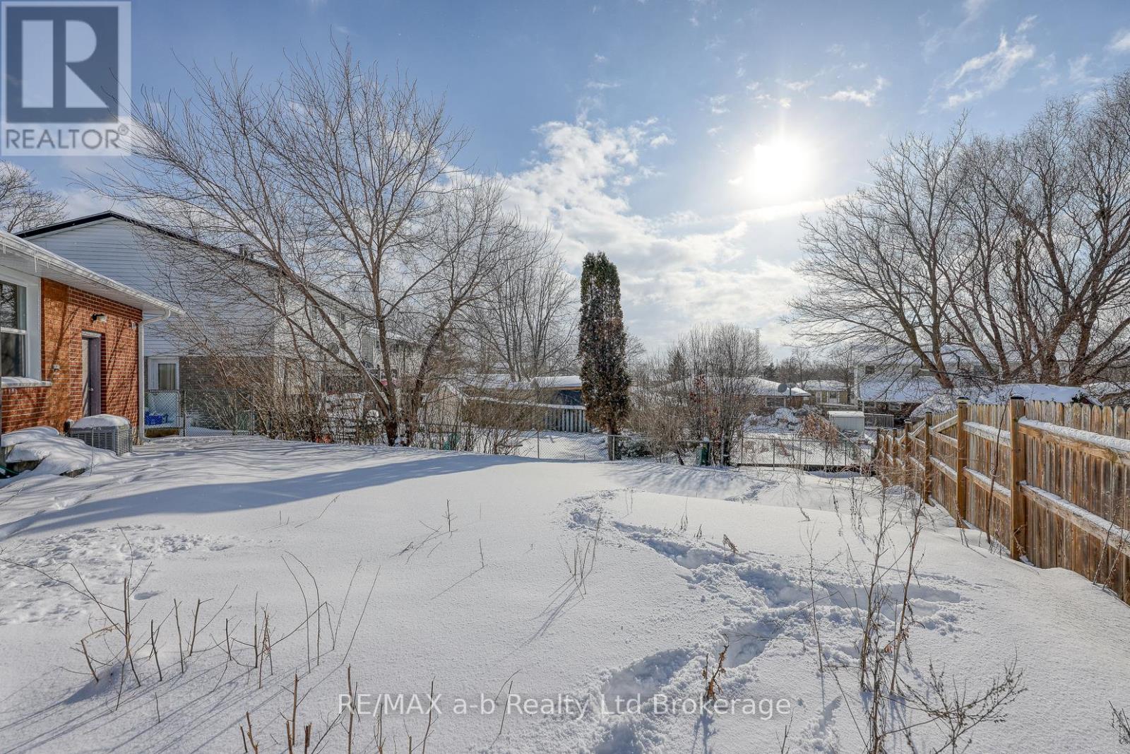 18 Bigham Crescent, Woodstock (Woodstock - South), Ontario  N4S 8H1 - Photo 43 - X12723860